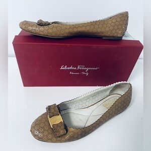 Salvatore Ferragamo Women’s Shoes 9